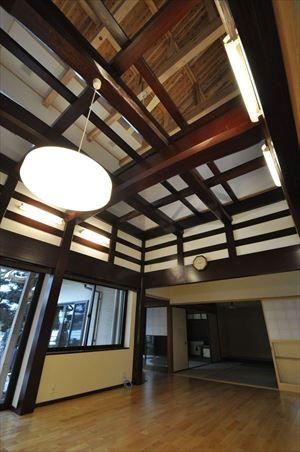 u_house015_R.JPG